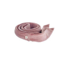 Load image into Gallery viewer, The Sway / Kids / Heatless curling ribbon / Made in USA / Cotton velour / Dusty Rose / Curls / Beachy waves / Beach hair
