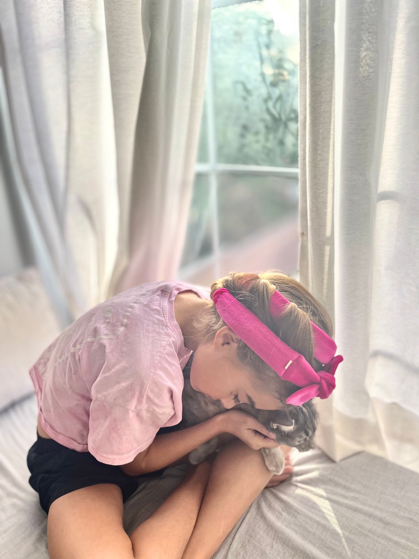 Sway Kids / Heatless curling ribbon / Made in USA / Cotton velour / Dragonfruit / Curls / Beachy waves / Beach hair