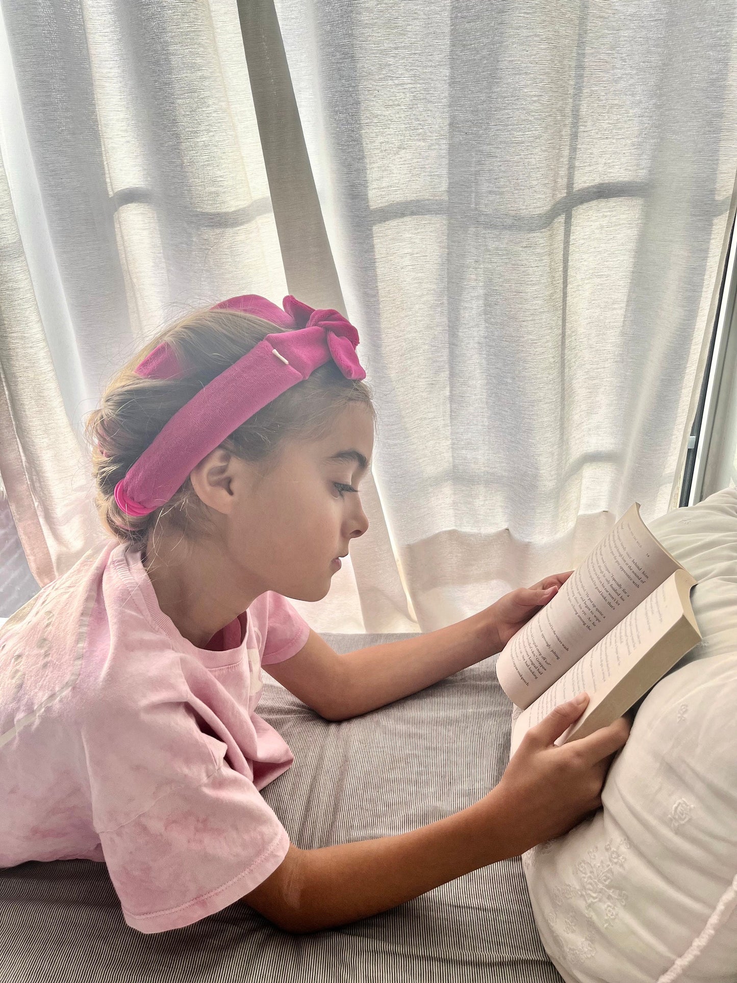 Sway Kids / Heatless curling ribbon / Made in USA / Cotton velour / Dragonfruit / Curls / Beachy waves / Beach hair