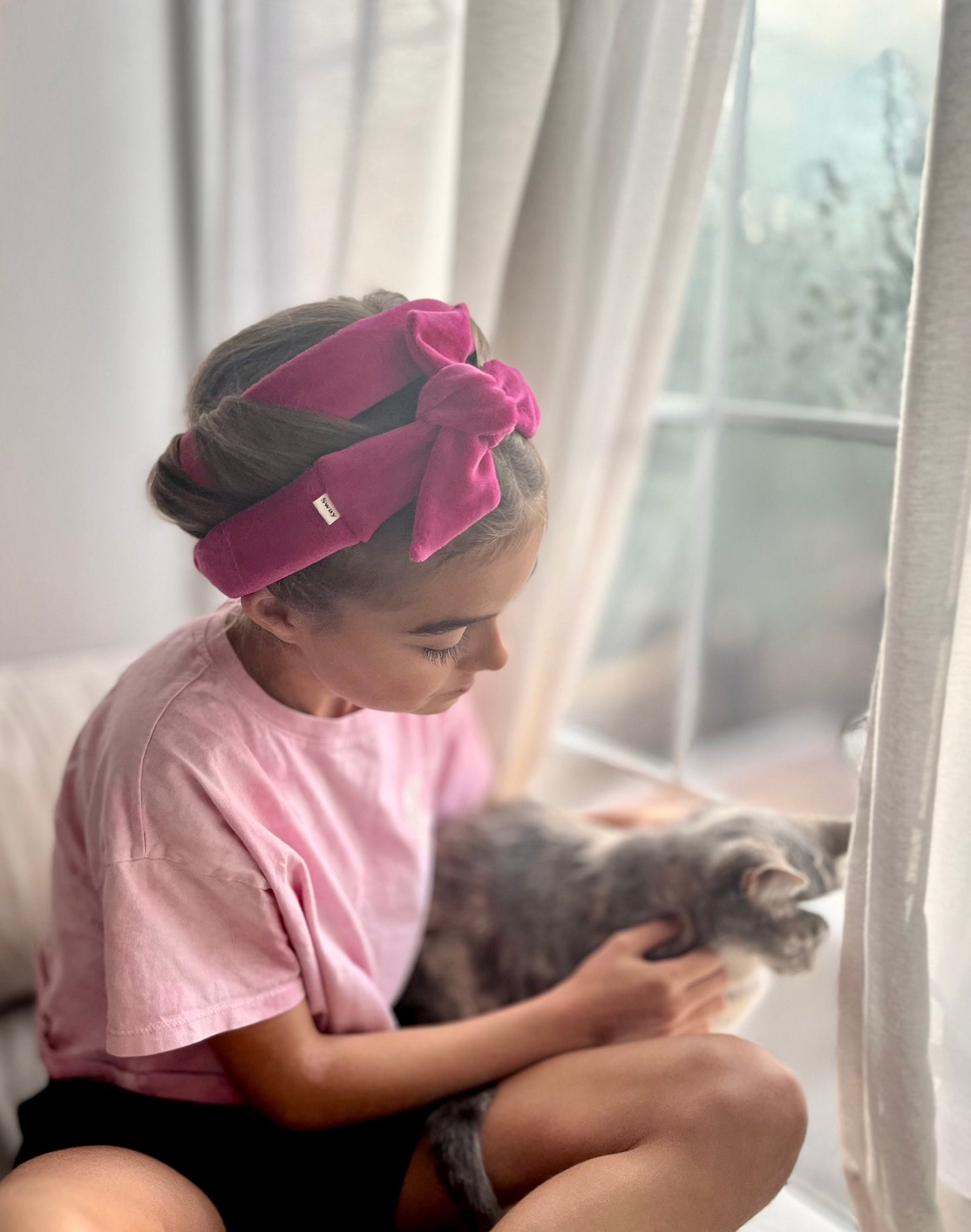 Sway Kids / Heatless curling ribbon / Made in USA / Cotton velour / Dragonfruit / Curls / Beachy waves / Beach hair