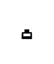 Load image into Gallery viewer, Clear Claw Clip

