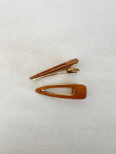 Load image into Gallery viewer, Wood and metal hair clip / plastic free
